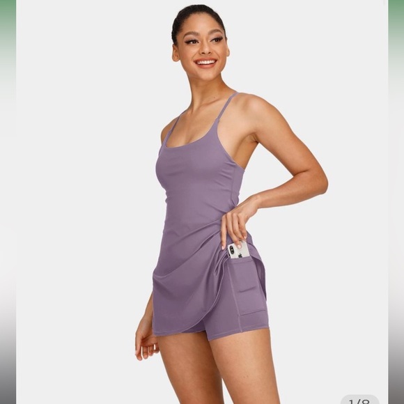 Workout dress with built in bra and shorts with pockets - Picture 3 of 3